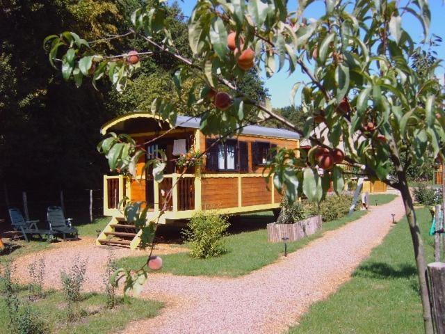 Hotel Les Roulottes de Maufront à Ouagne Extérieur photo